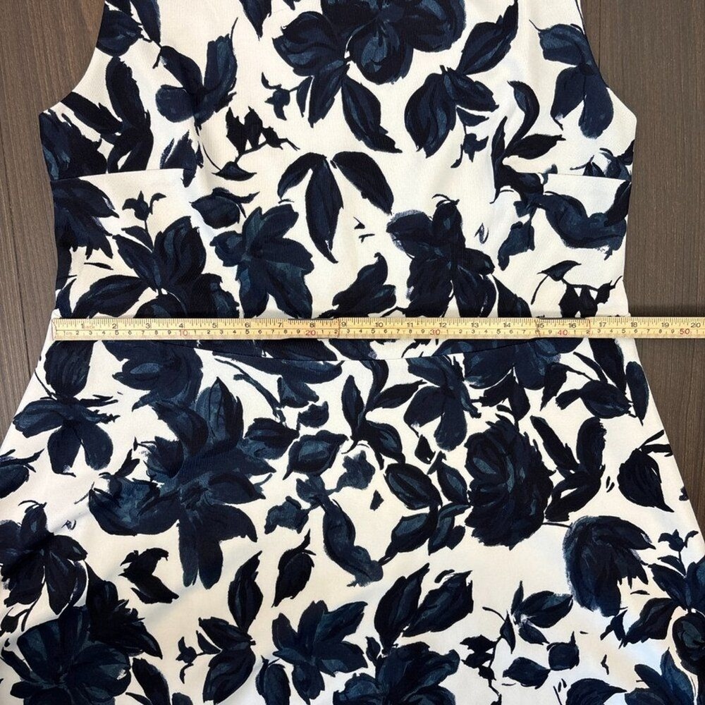 41‎ Hawthorn Dress Women's Size 1X White Navy Blue Floral Fit & Flare Sleeveless - Picture 13 of 15